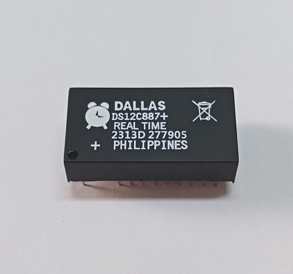 Ricambio IC Dallas DS12887 Nuovo Originale DS12C887 DS12C887 DIP-18 In Tempo Reale Calendario Di Interfac Orologio RTC DS12887A